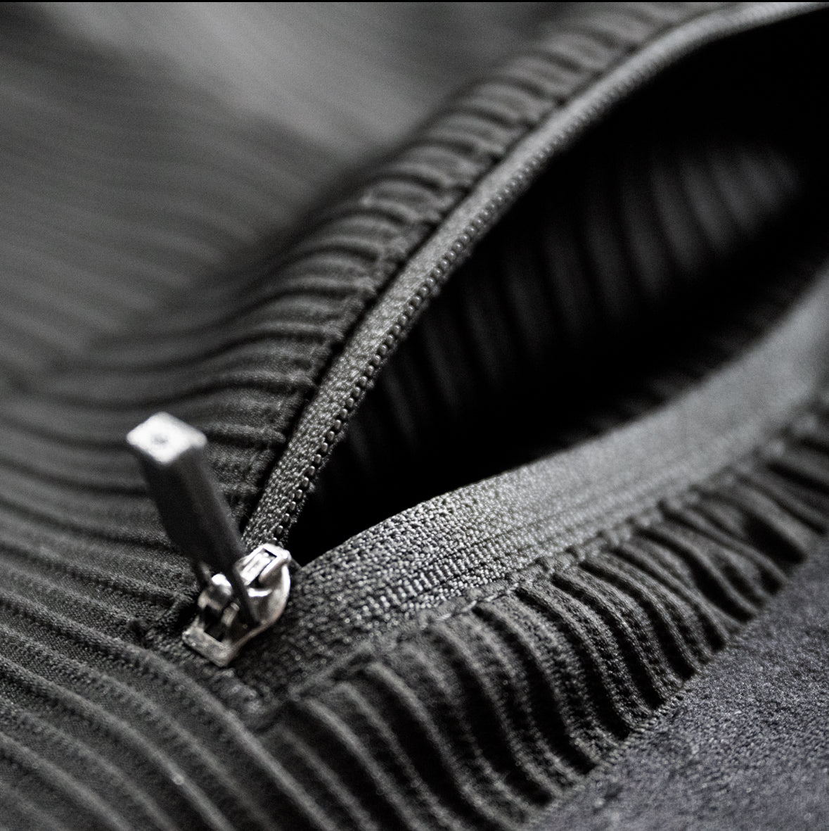 Racing Half Tight (Zip Pockets)